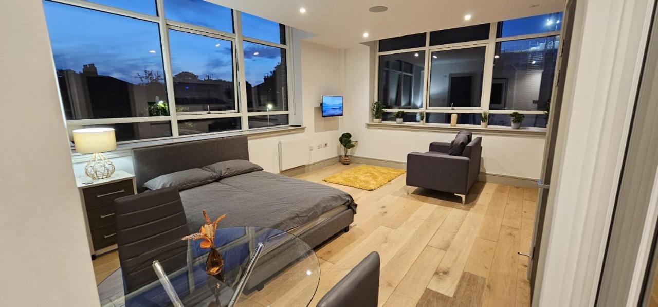 Studio Flat In Tottenham London Exteriör bild