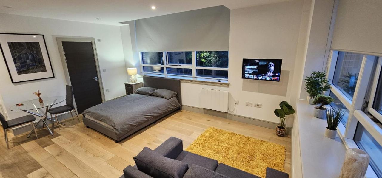 Studio Flat In Tottenham London Exteriör bild