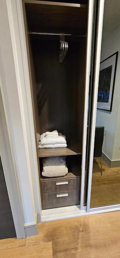 Studio Flat In Tottenham London Exteriör bild